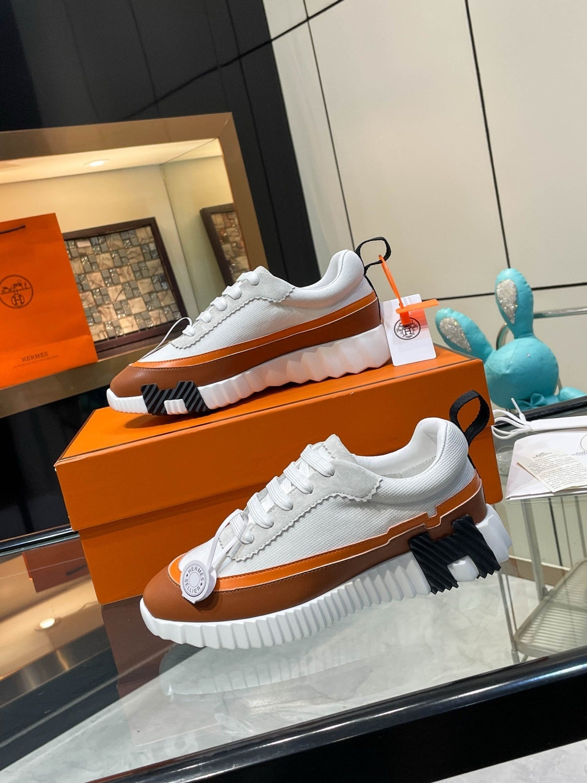 Zapatillas de cuero a rayas H