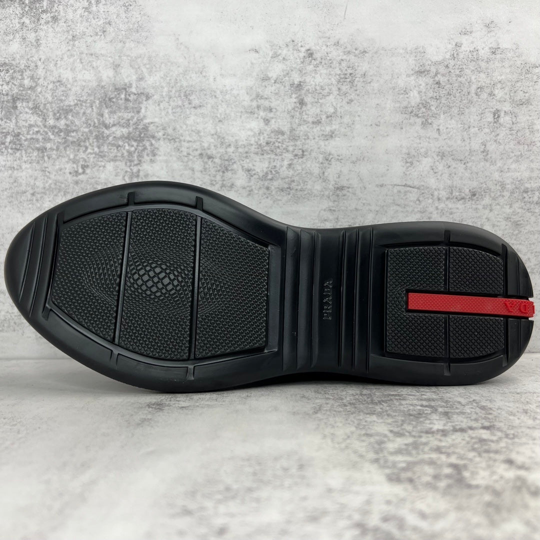 Zapatillas deportivas negras de alto rendimiento