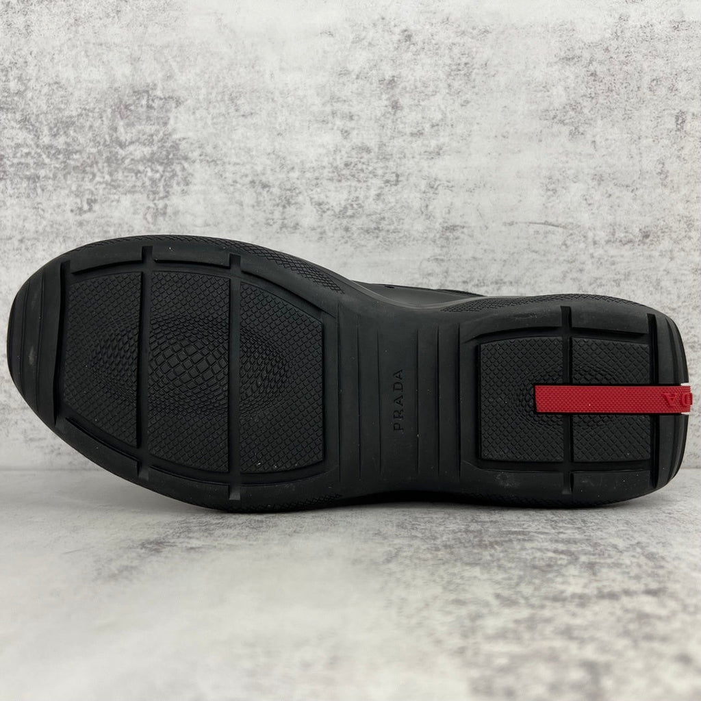 Zapatillas deportivas negras de alto rendimiento