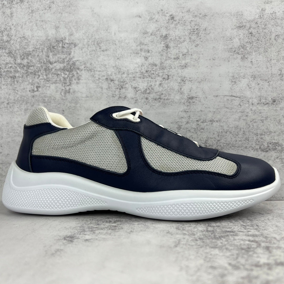 Zapatillas deportivas azules de alto rendimiento