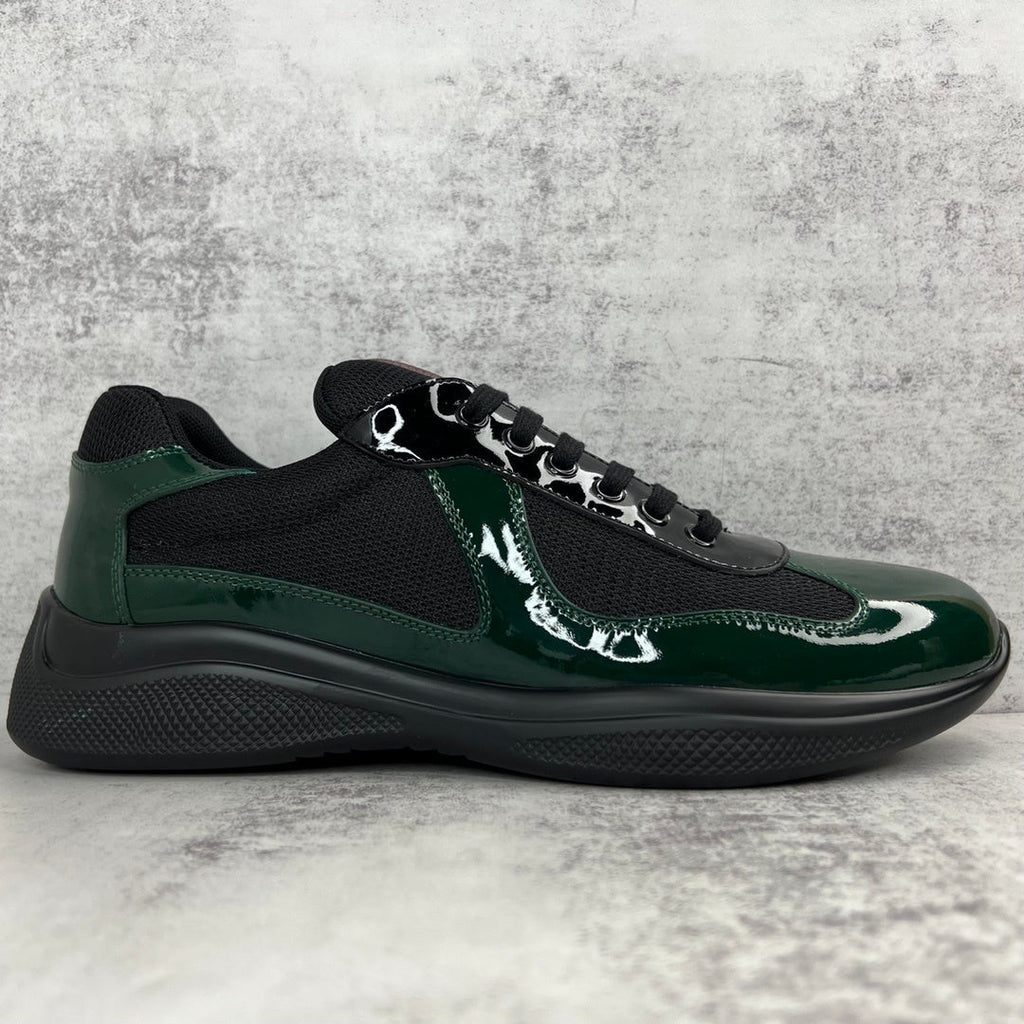Zapatillas deportivas negras de alto rendimiento