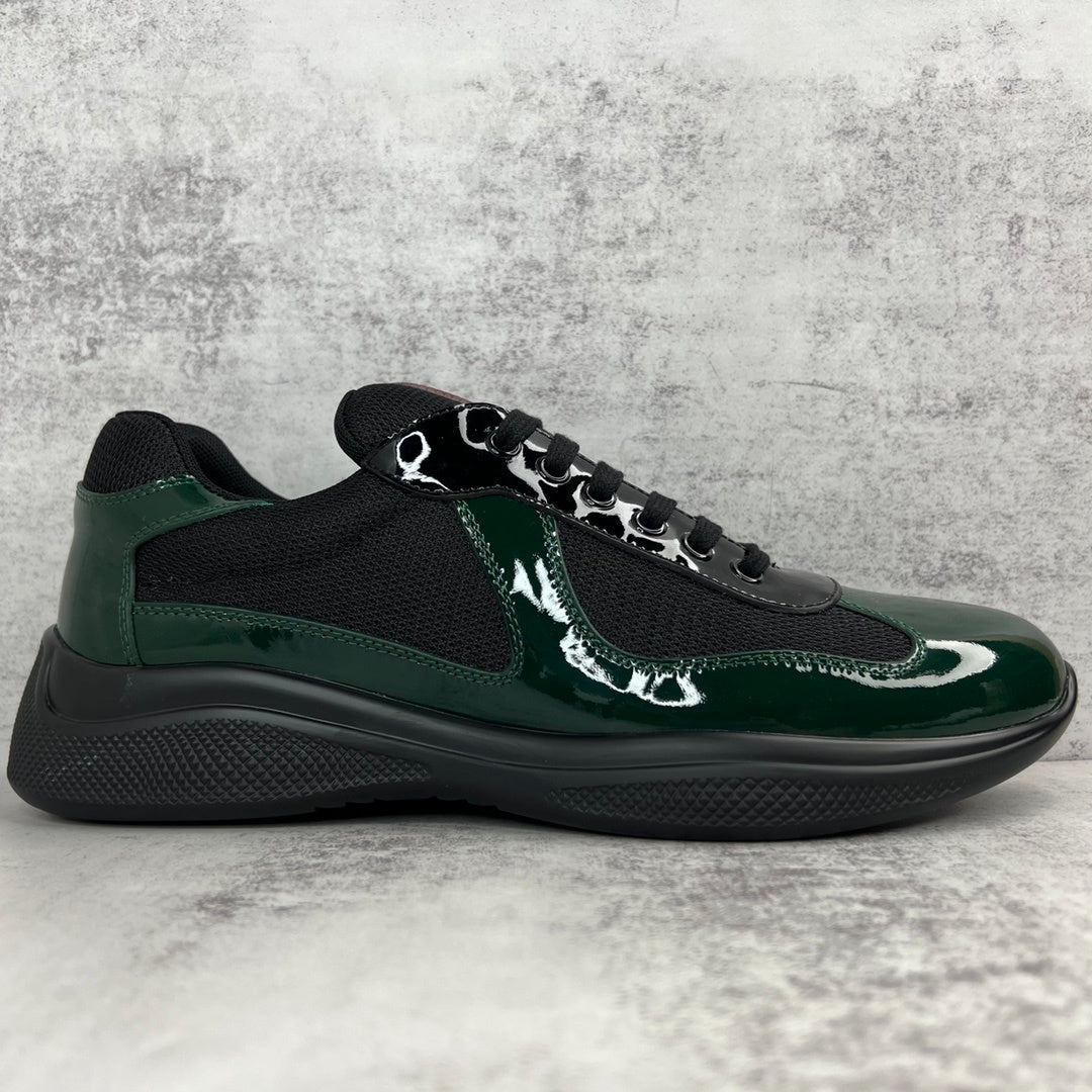 Zapatillas deportivas negras de alto rendimiento