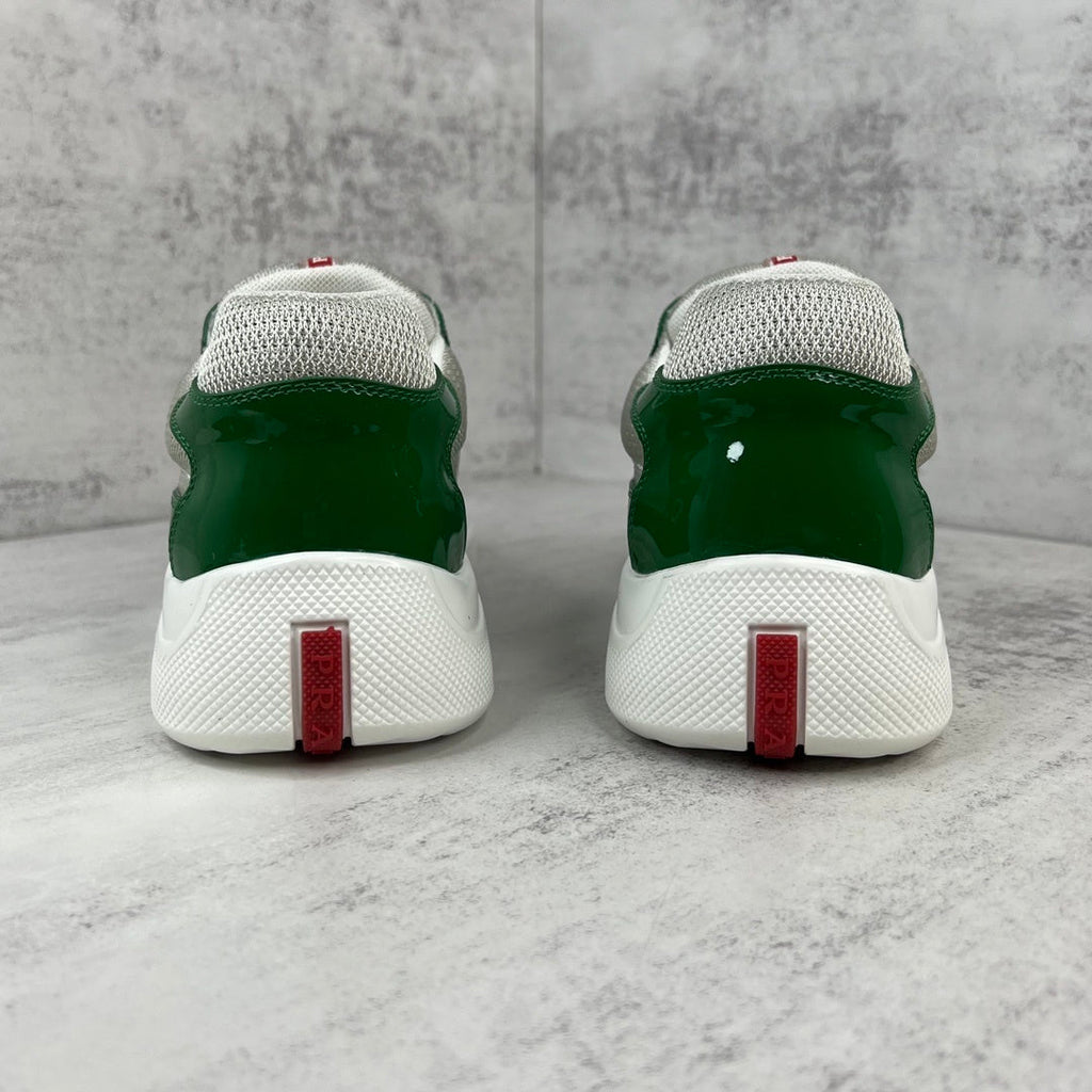 Zapatillas deportivas verdes de alto rendimiento