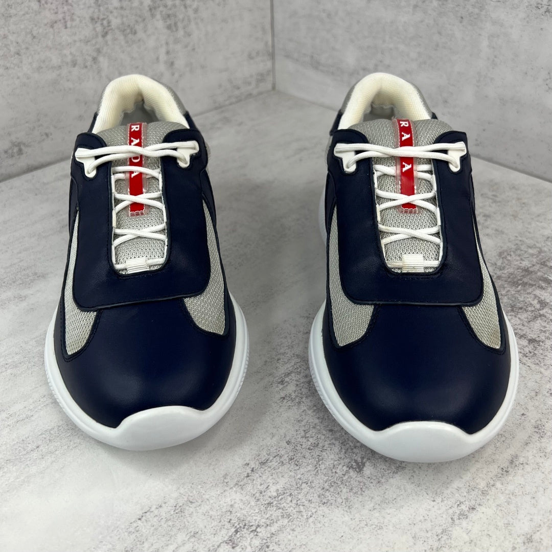Zapatillas deportivas azules de alto rendimiento