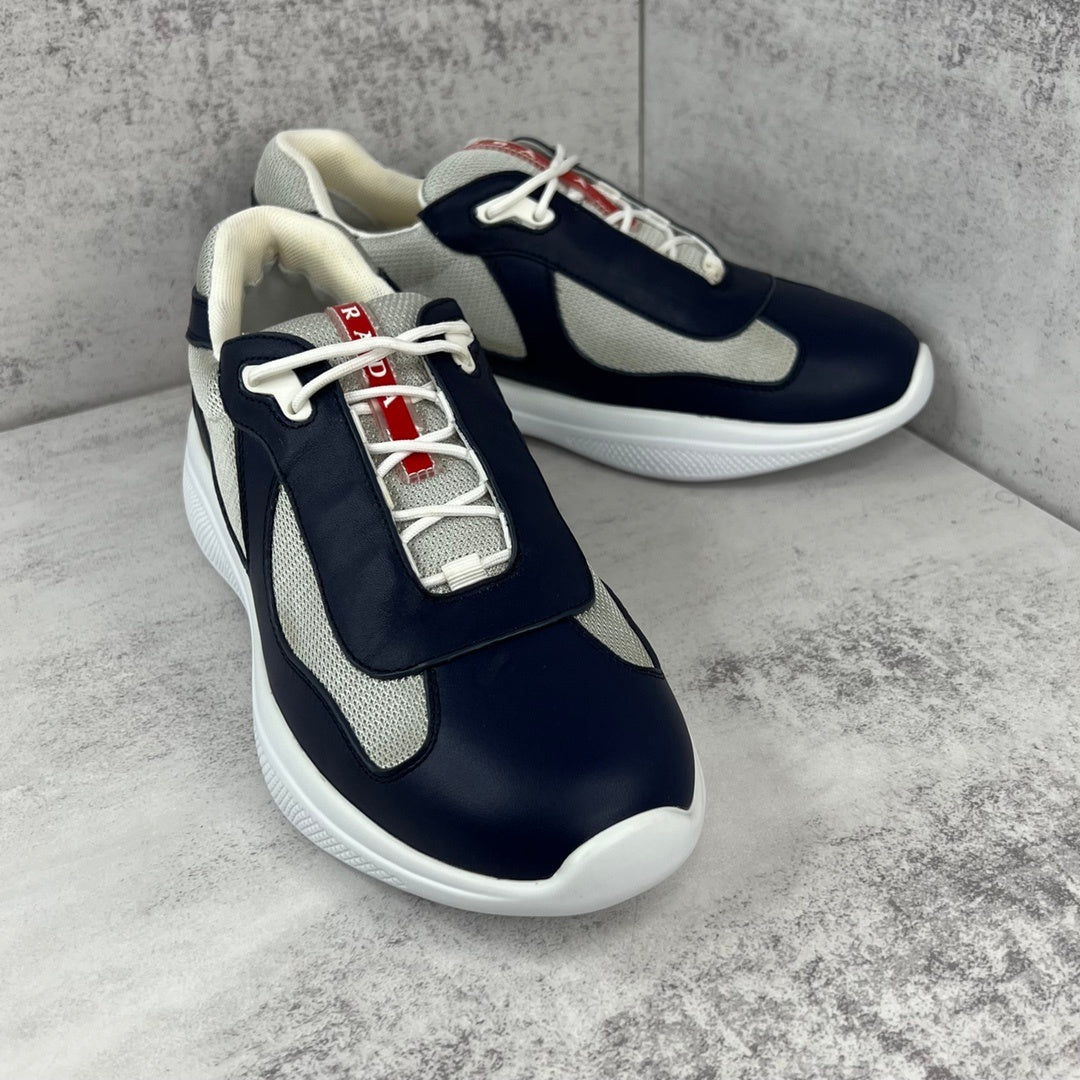 Zapatillas deportivas azules de alto rendimiento