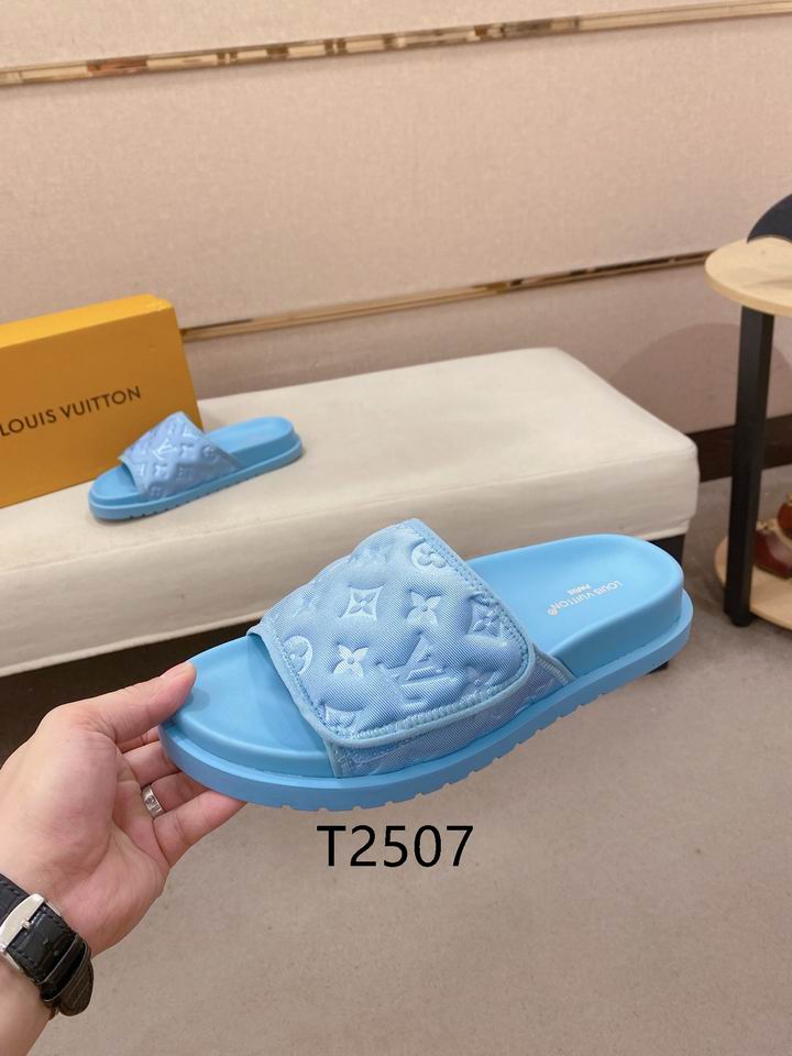 Monogram Summer Slides - Avenor
