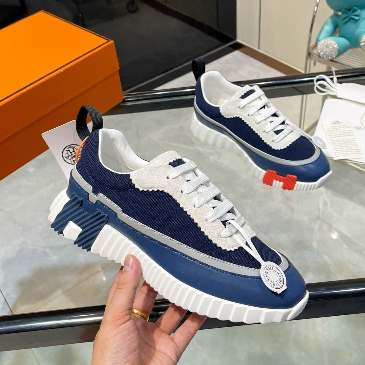 Zapatillas de cuero a rayas H