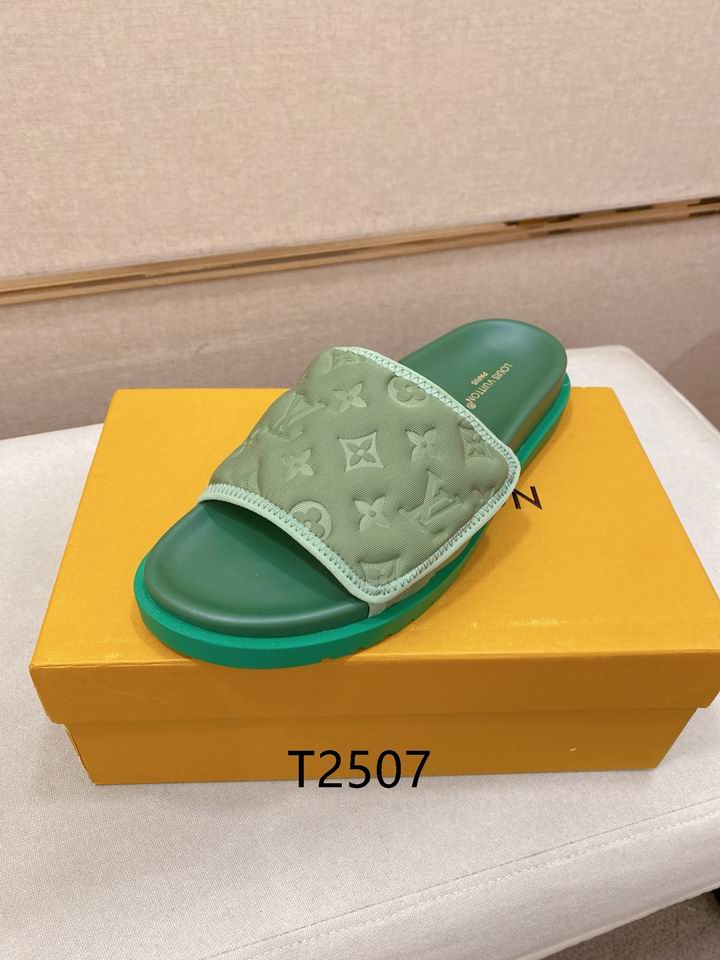 Monogram Summer Slides - Avenor