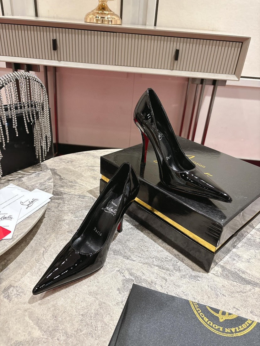 Black Pointed-Toe Pumps