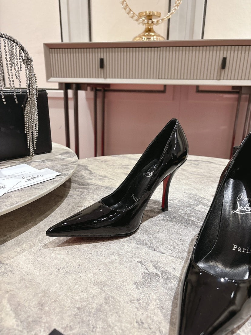 Black Pointed-Toe Pumps