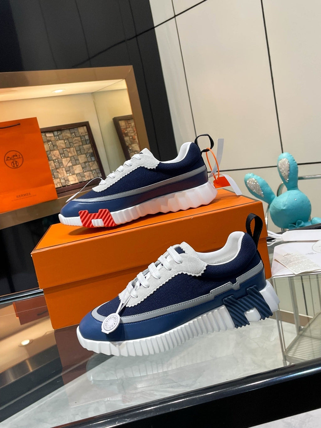 Zapatillas de cuero a rayas H