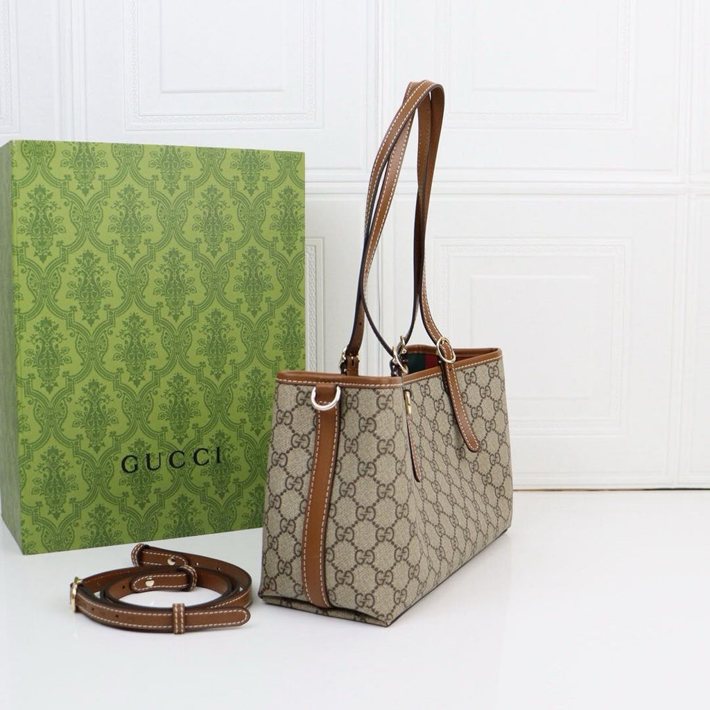 Bolso tote pequeño con emblema