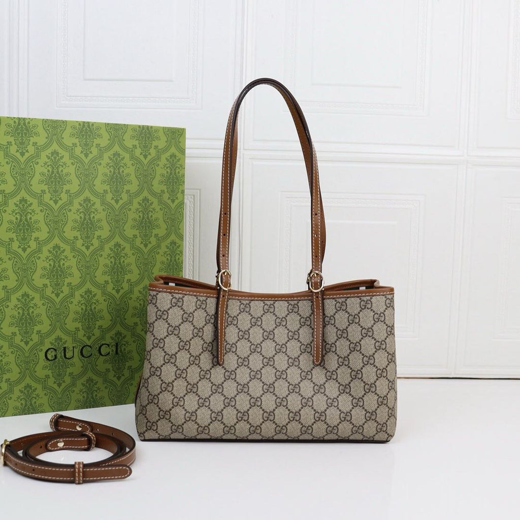 Bolso tote pequeño con emblema