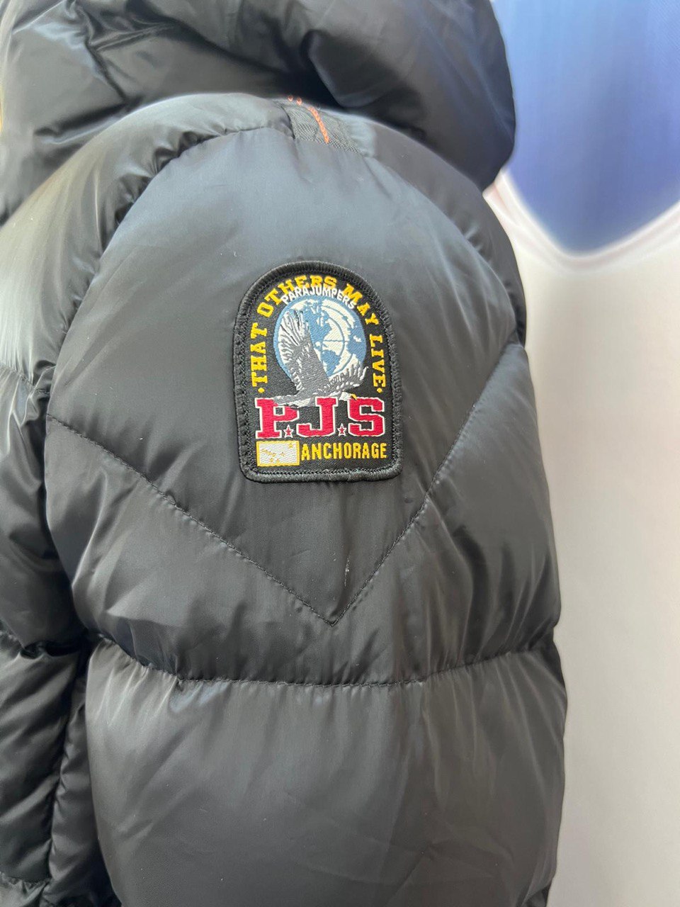 Chaqueta acolchada negra
