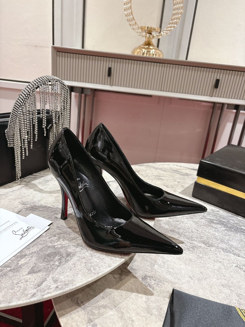 Black Pointed-Toe Pumps
