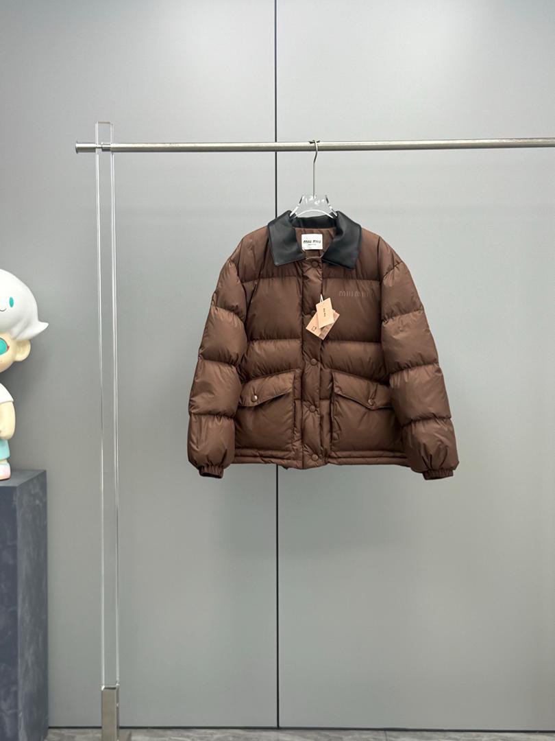 Chaqueta acolchada de café