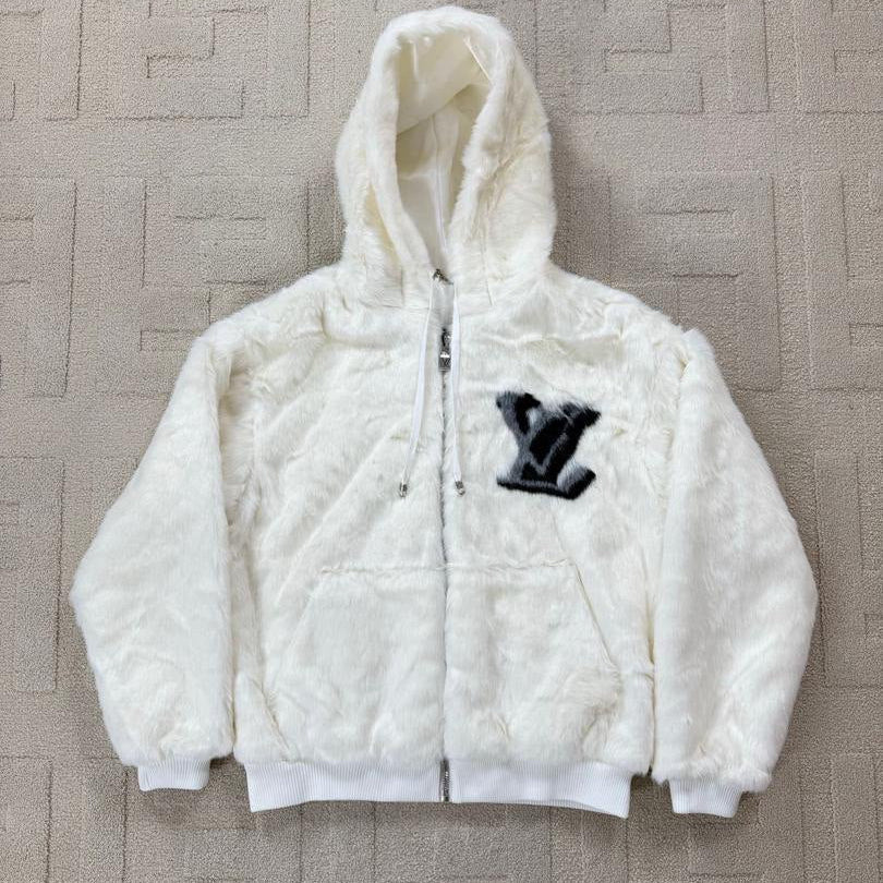 Sudadera blanca con cremallera y piel sintética