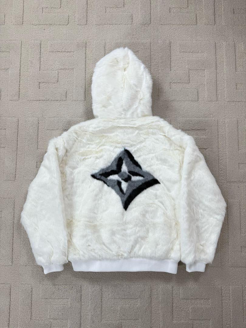 Sudadera blanca con cremallera y piel sintética