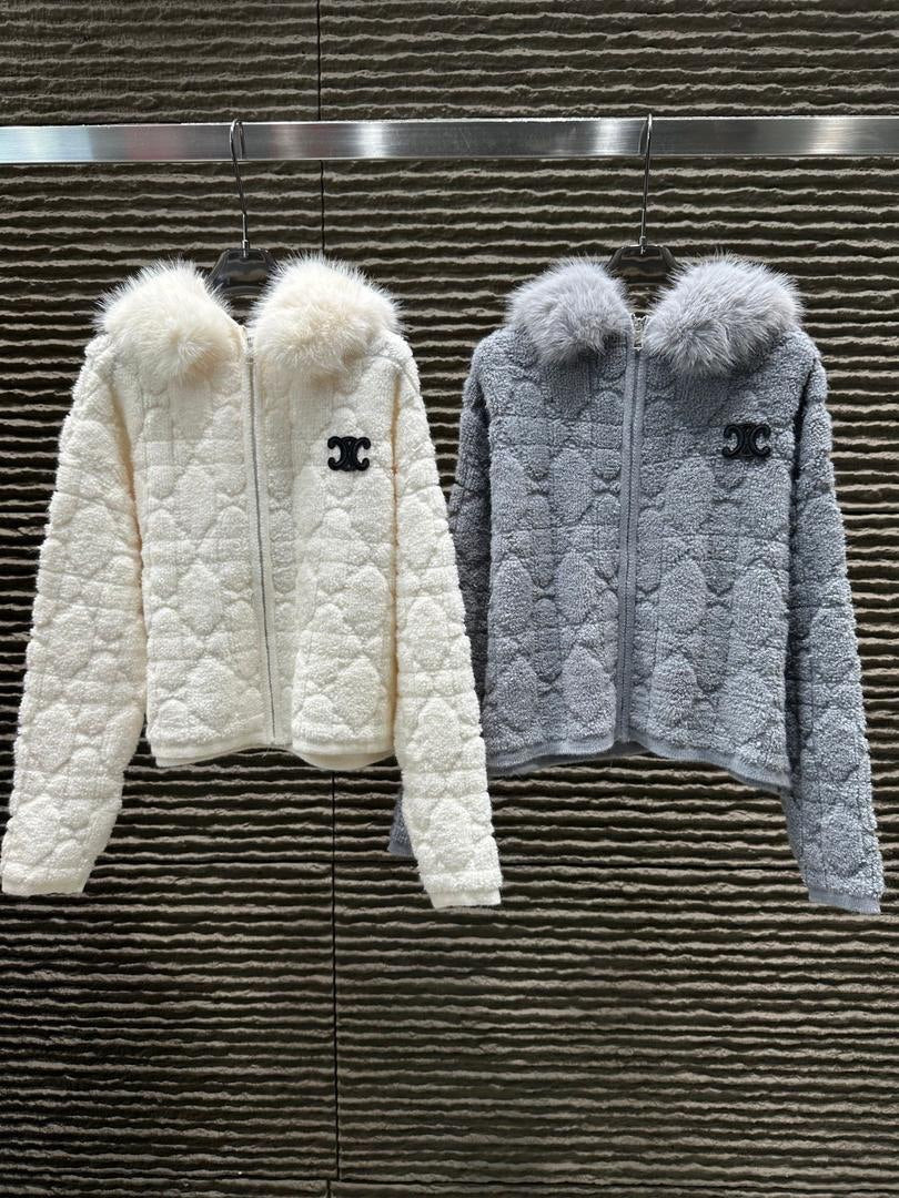Chaqueta acolchada con cuello de piel