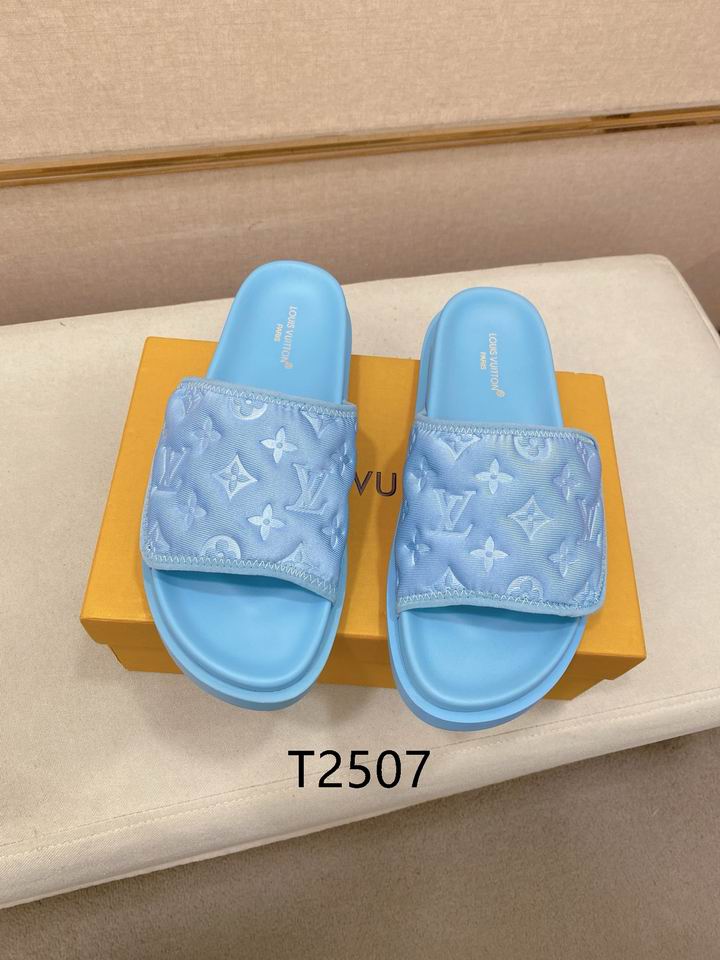 Monogram Summer Slides - Avenor
