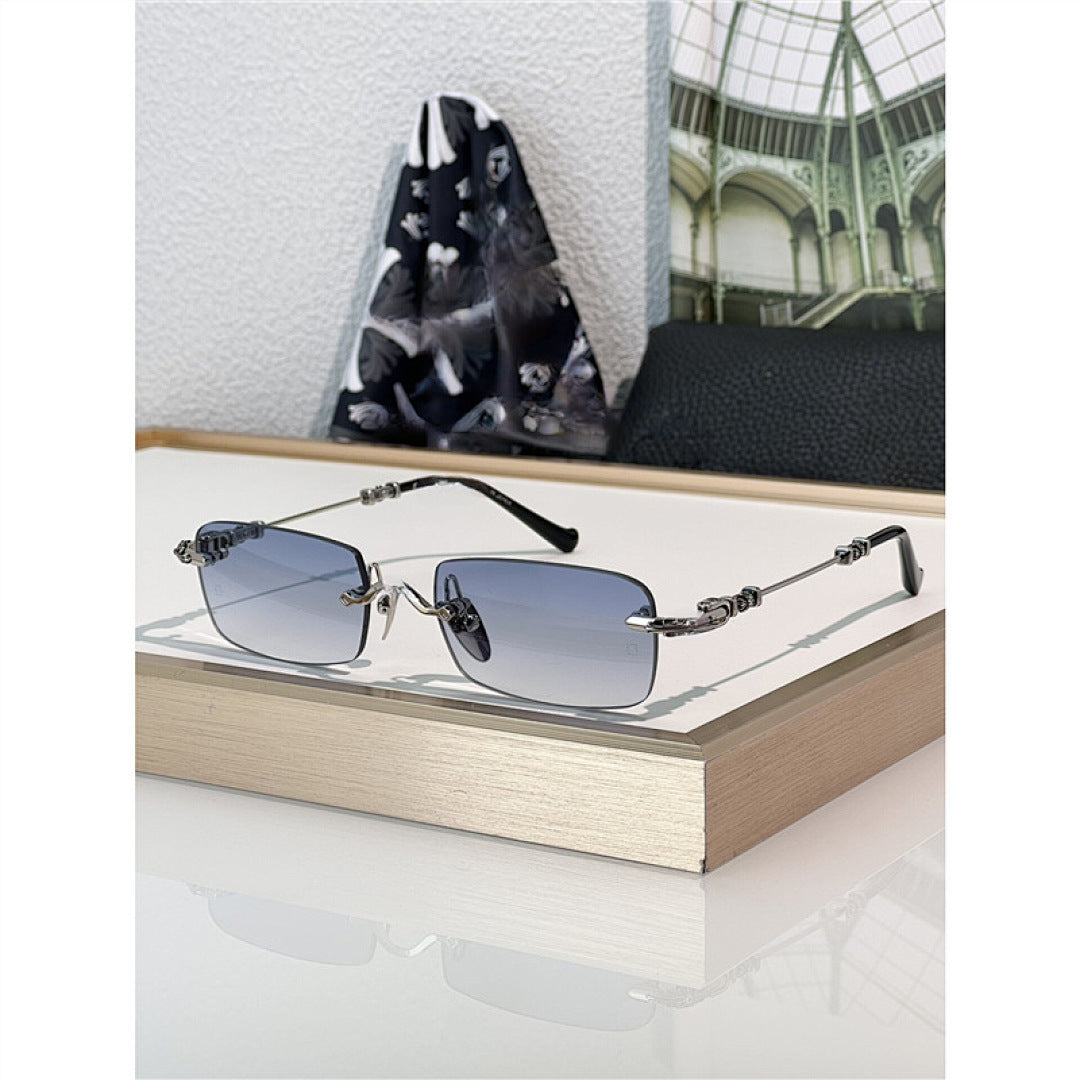 Hearts Sunglasses - Avenor
