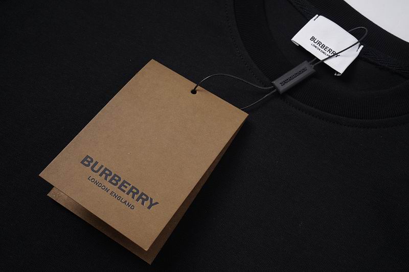 Berry T-Shirt - Avenor
