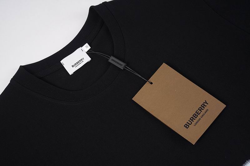 Berry T-Shirt - Avenor
