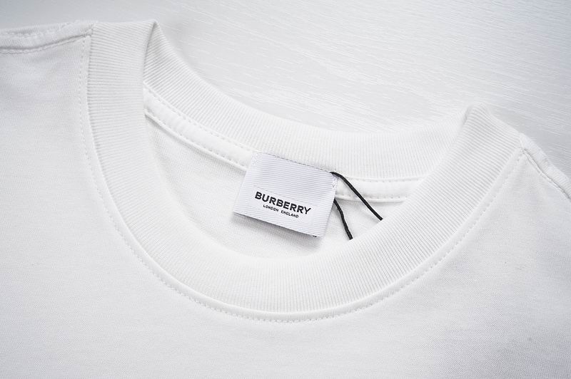 Berry T-Shirt - Avenor