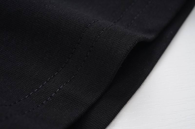 Berry T-Shirt - Avenor
