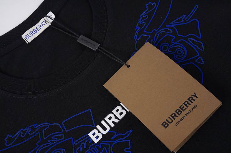 Berry T-Shirt - Avenor