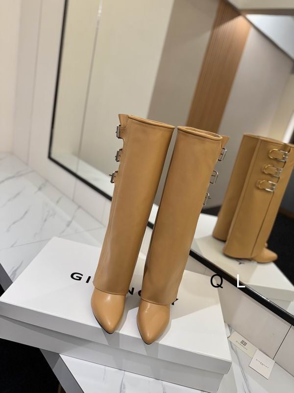 Structured Buckle Knee Boots