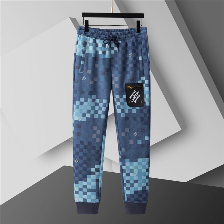 Conjunto de chaqueta y pantalón
