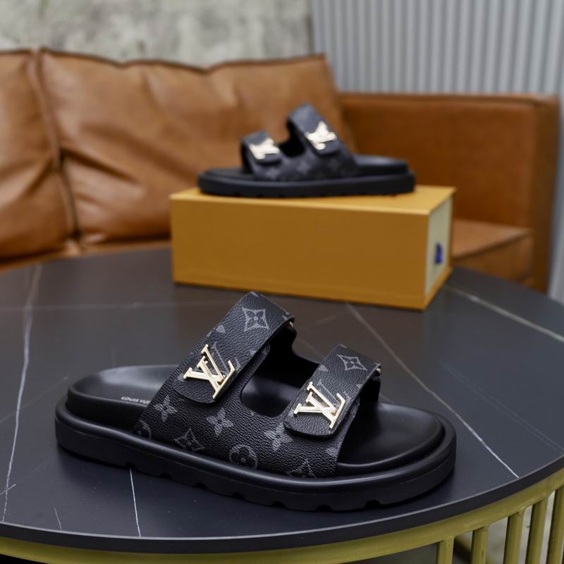 Monogram Slippers - Avenor