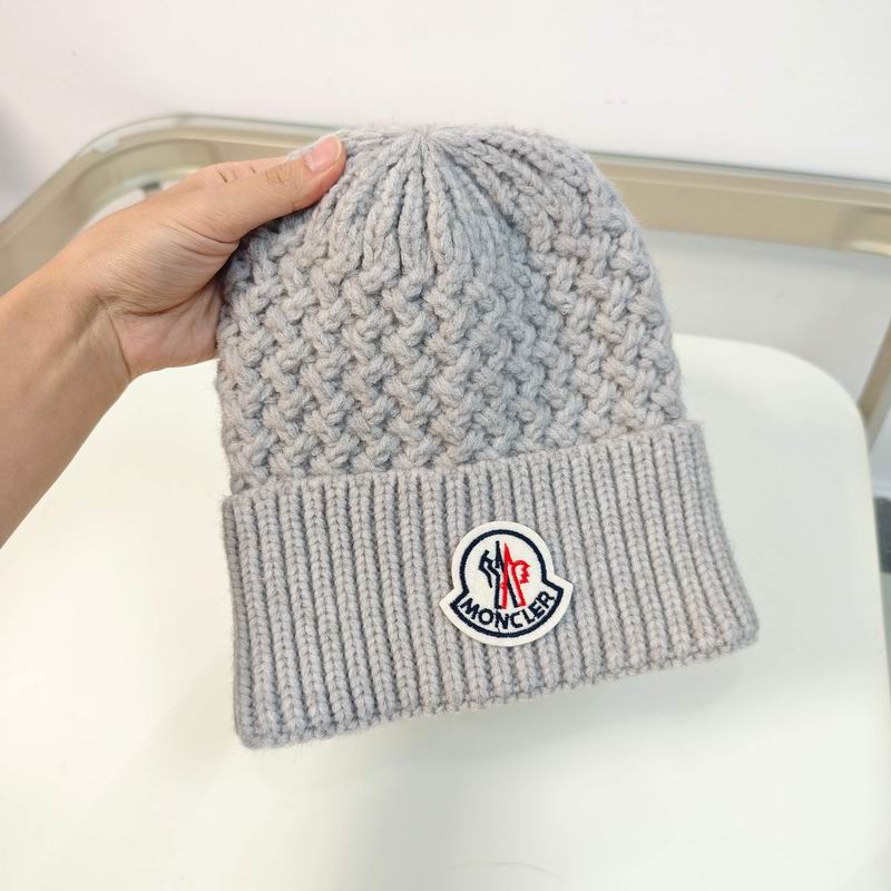 Classic Ribbed Beanie Hat - Avenor