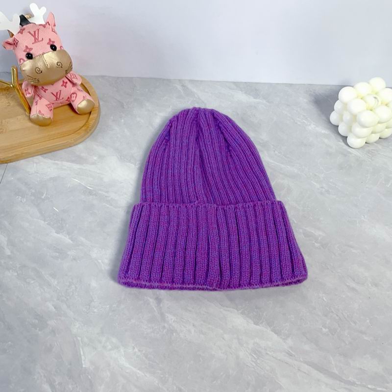 Classic Ribbed Beanie Hat - Avenor