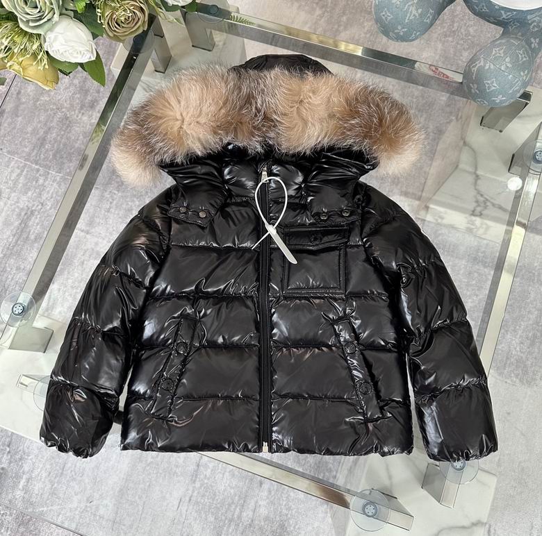 Chaqueta acolchada con capucha para niños