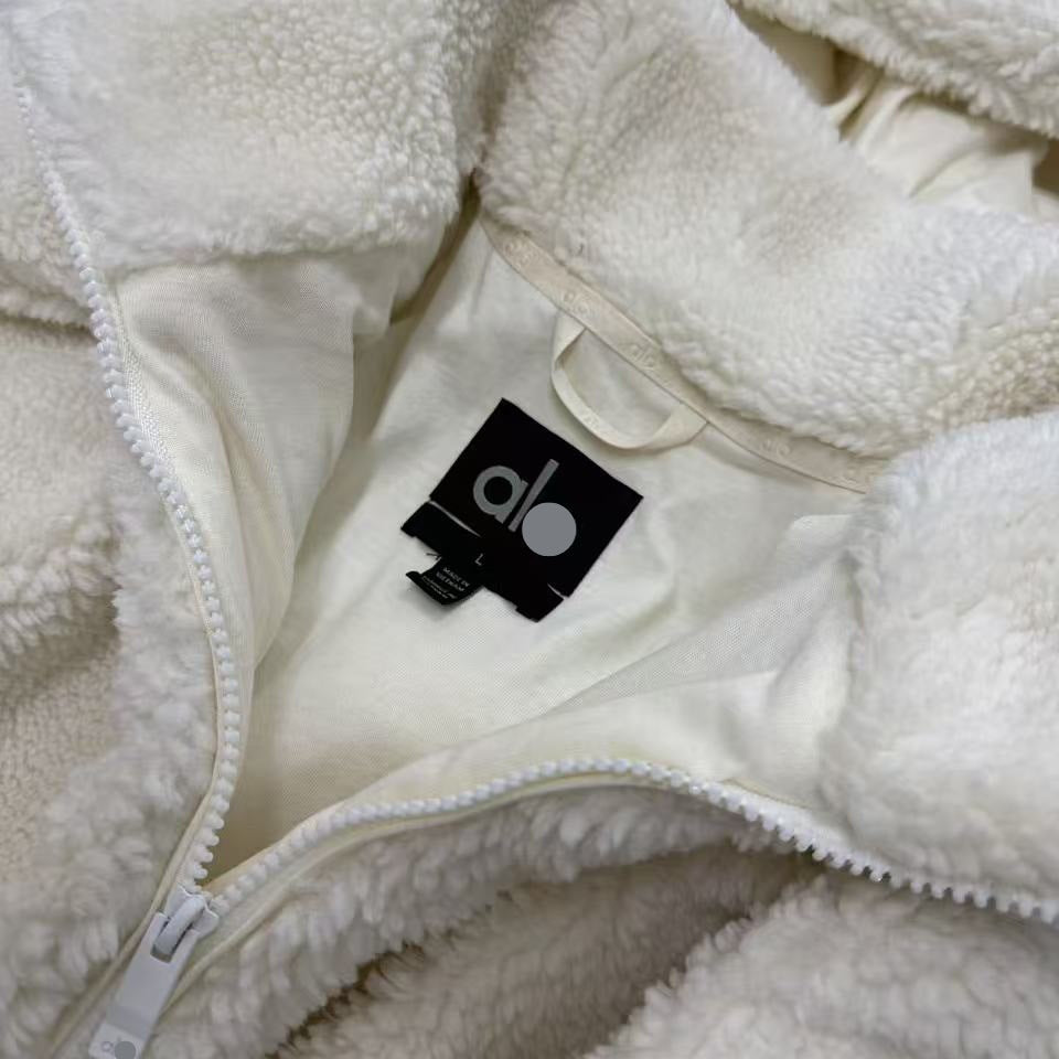 Sudadera con capucha de forro polar afelpado