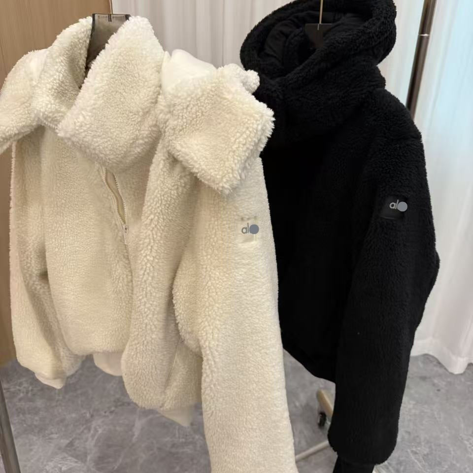 Sudadera con capucha de forro polar afelpado