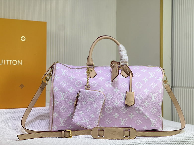 Pink Travel Bag - Avenor