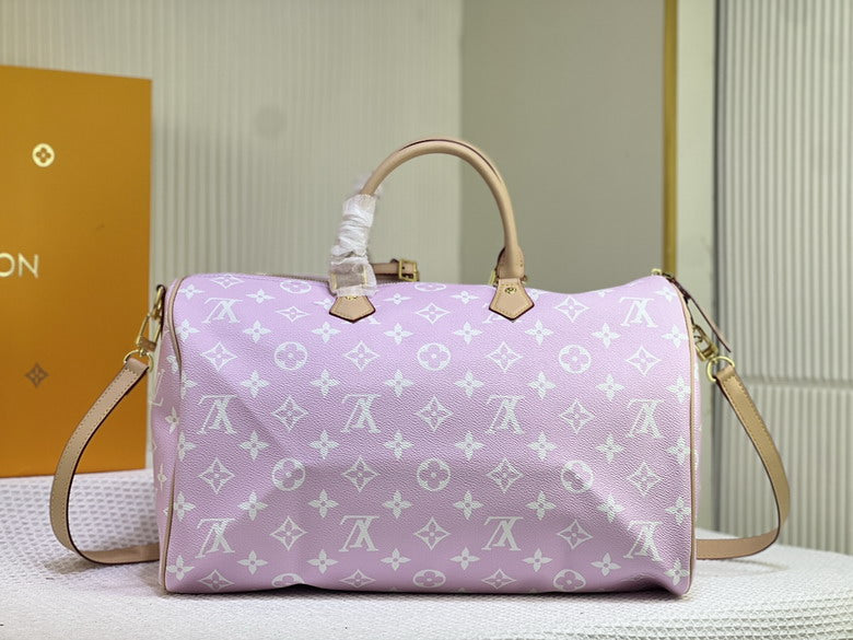 Pink Travel Bag - Avenor