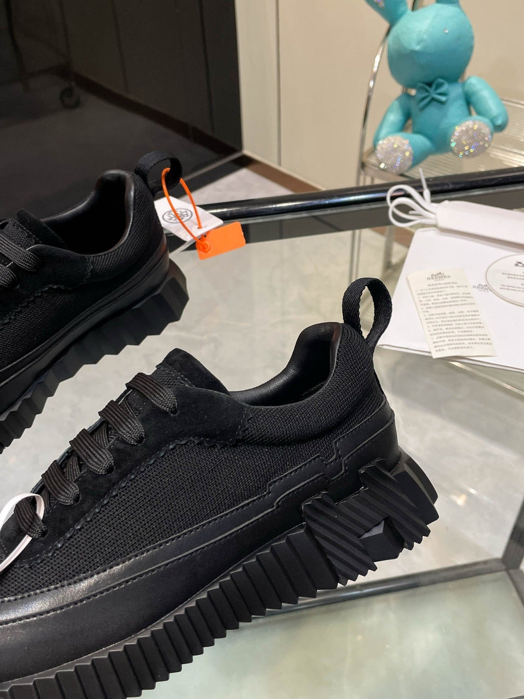 Zapatillas de cuero a rayas H