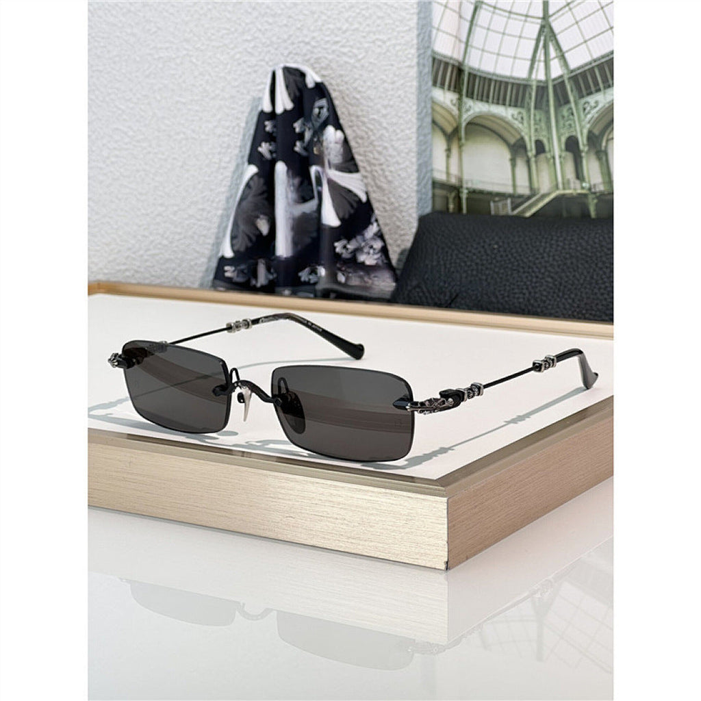 Hearts Sunglasses - Avenor