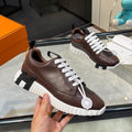 Zapatillas de cuero a rayas H
