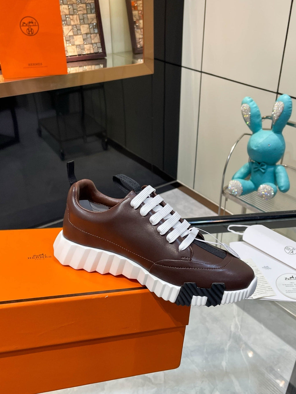 Zapatillas de cuero a rayas H