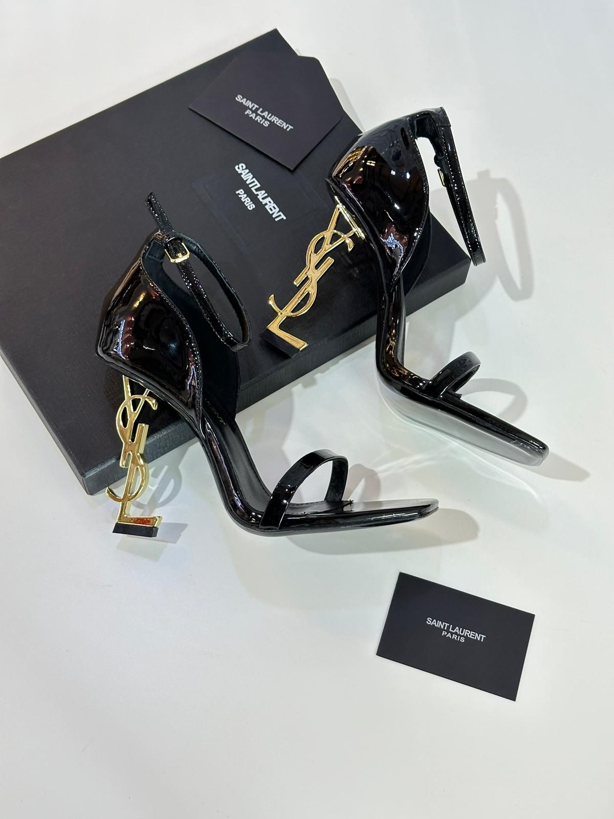 Iconic Heels Gold