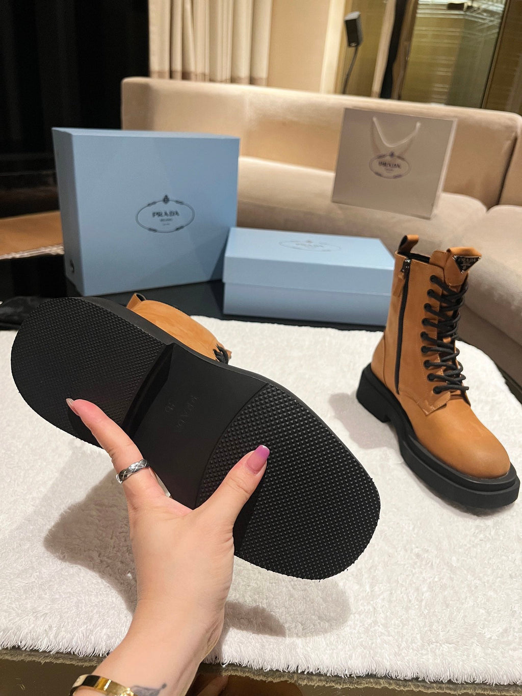 Botas triangulares para mujer