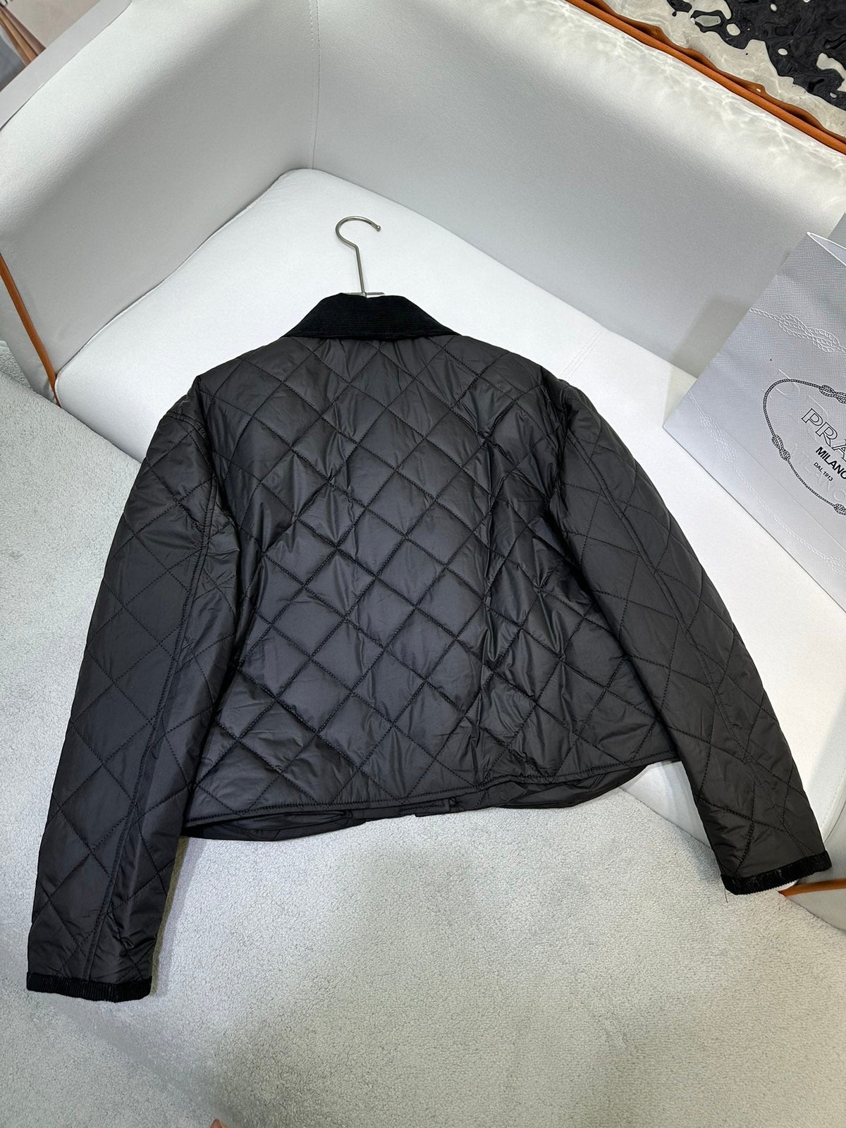 Chaqueta de algodón con cuello de terciopelo