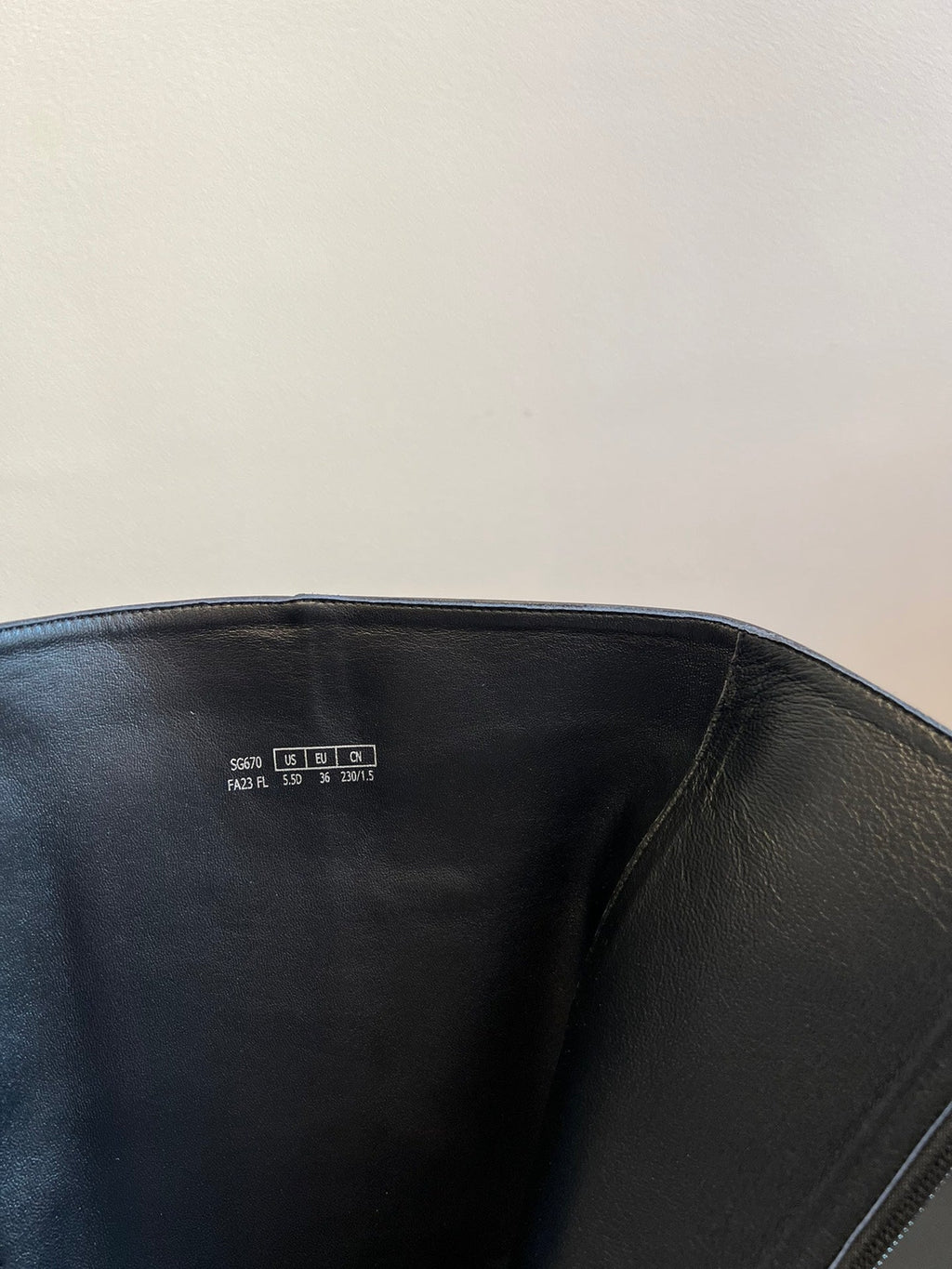 Botas de ante y piel de becerro para mujer con hebilla