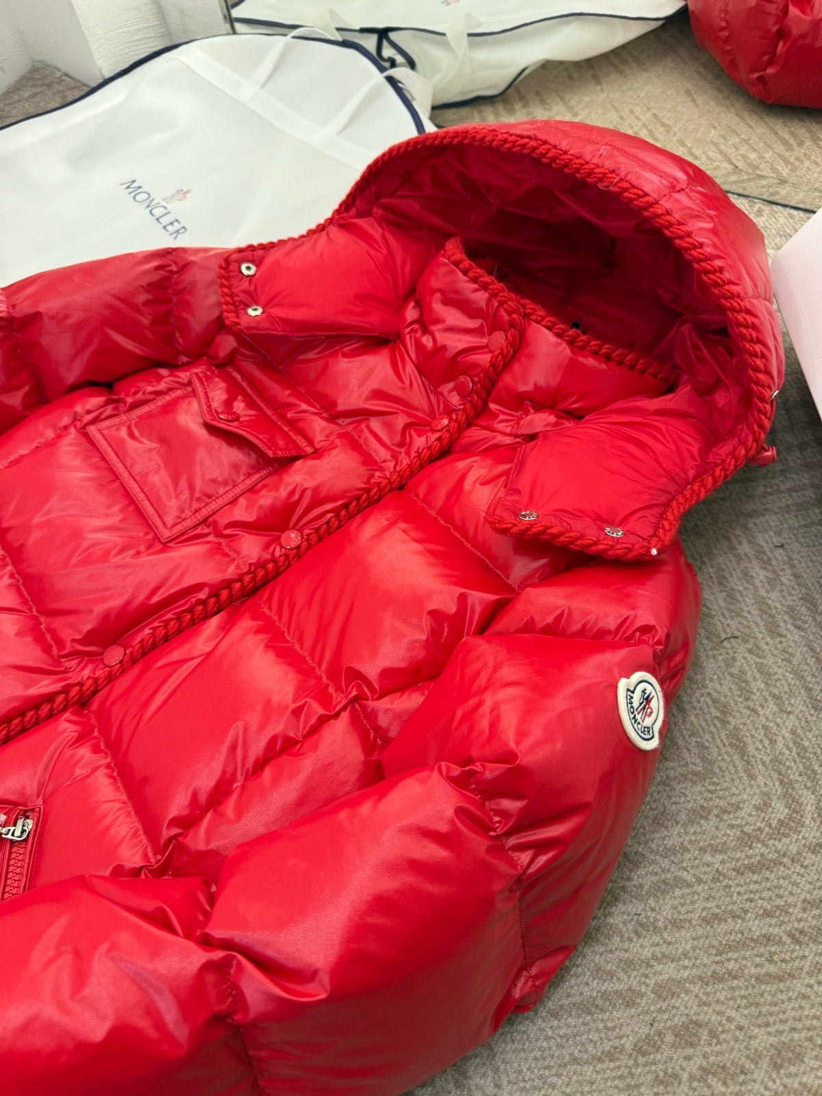 Chaqueta de plumas con capucha Glarein