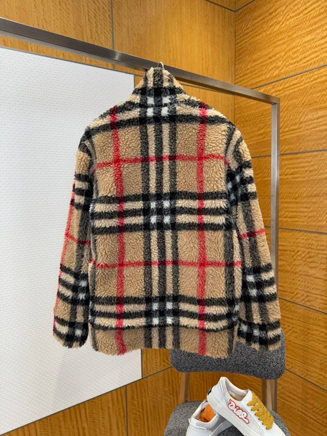 Chaqueta de piel de oveja a cuadros